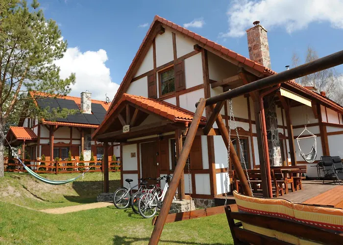 Kaszubska Ostoja- 4 Pory Roku Semesterbostad *