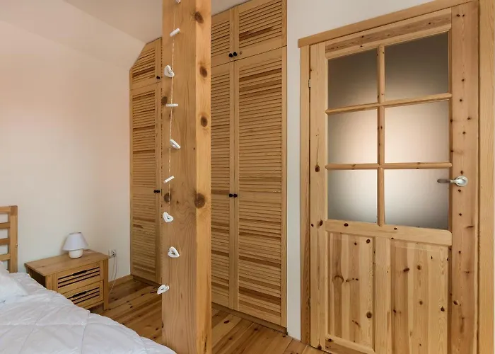 Kaszubska Ostoja- 4 Pory Roku Semesterbostad *